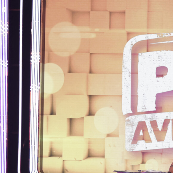 Exclusif - Cyril Hanouna - Sur le plateau de l'émission TPMP (Touche Pas à Mon Poste) présentée en direct par C.Hanouna et diffusée sur C8 - Paris le 07/09/2023 - © Jack Tribeca / Bestimage