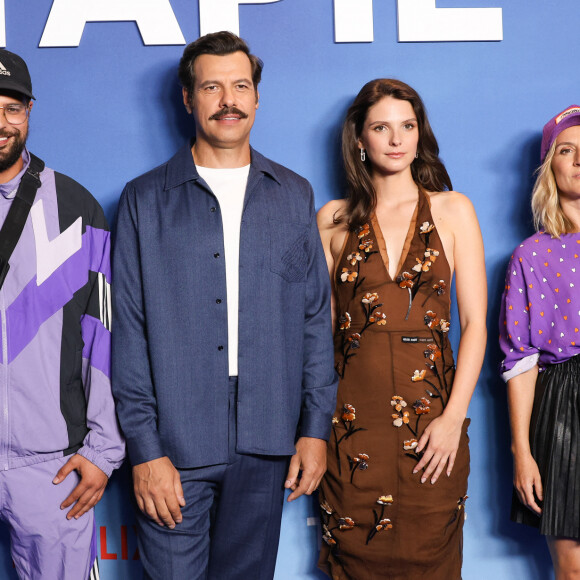 Hakim Jemili, Laurent Lafitte, Joséphine Japy et Camille Chamoux - Avant-première Netflix de la série "Tapie" à l'UGC Normandie Paris le 11 septembre 2023. © Coadic Guirec/Bestimage