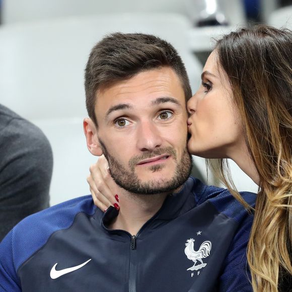 Une femme de 53 ans a été agressée avec une violence rare dans les rues de Nice
 
Hugo Lloris et sa femme Marine - Les joueurs retrouvent leur famille dans les tribunes à la fin du match de quart de finale de l'UEFA Euro 2016 France-Islande au Stade de France à Saint-Denis le 3 juillet 2016. © Cyril Moreau / Bestimage