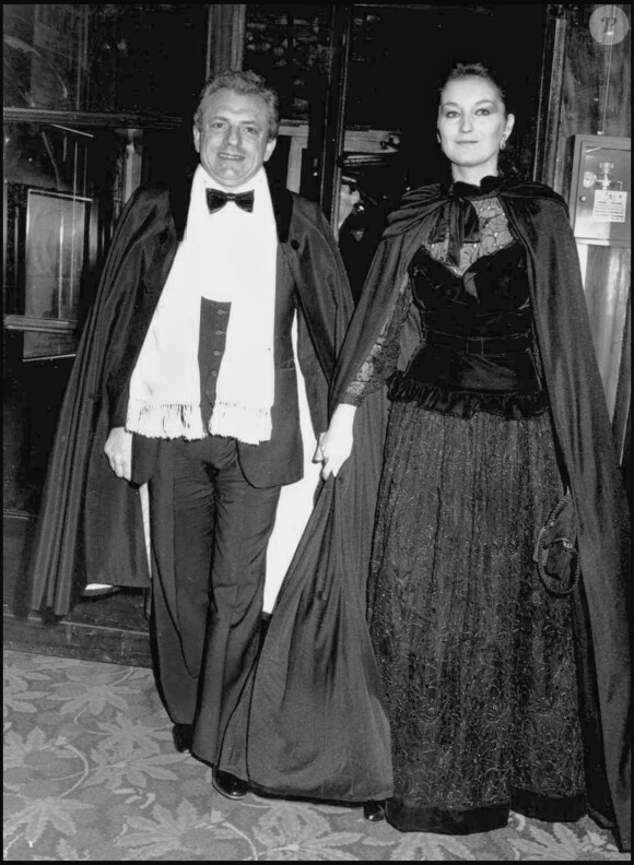 Jacques Martin et son ex-femme Cécilia lors d'une soirée Pierre Cardin Chez Maxim's.