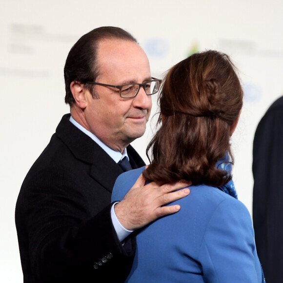 François Hollande, Ségoléne Royal - Arrivées des 150 chefs d'Etat pour le lancement de la 21ème conférence sur le climat (COP21) au Bourget le 30 novembre 2015. © Dominique Jacovides / Bestimage 