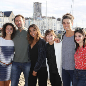 Pauline Bression, Jean-Charles Chagachbanian, Manon Bresh, Cécilia Hornus, Bryan Trésor et Eléonore Sarrazin - Photocall avec les comédiens de la série "Plus Belle La Vie" lors du 18ème Festival de la Fiction TV de La Rochelle. Le 17 septembre 206 © Patrick Bernard / Bestimage