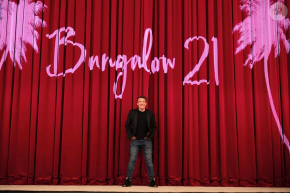 Exclusif - Emmanuelle et Mathilde Seigner sur filage de la pièce "Bungalow 21" écrite par Eric-Emmanuel Schmitt, sur une idée originale de Benjamin Castaldi au théâtre de la Madeleine à Paris, France, le 11 septembre 2023. © Cyril Moreau/Bestimage