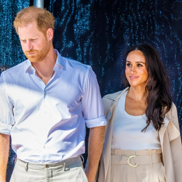 Elle a fait un petit crochet avant de retrouver sa maison et ses enfants.
Meghan Markle et le prince Harry aux Invictus Games à Dusseldorf.