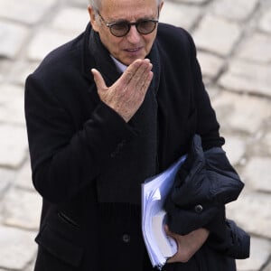 Fabrice Luchini - Cérémonie d'hommage national à l'Hôtel national des Invalides en hommage à Michel Bouquet décédé le 13 avril 2022. Paris le 27 avril 2022. Michel Bouquet a été inhumé dans la plus stricte intimité le 15/04/2022 à Étais-la Sauvin dans l'Yonne. © JB Autissier / Panoramic / Bestimage 