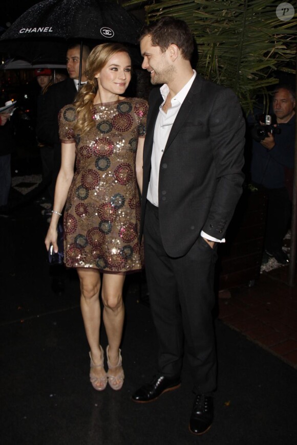 La ravissante Diane Kruger et Joshua Jackson à l'occasion du dîner pré-Oscars qui s'est tenu au restaurant Madeo, à Los Angeles, le 6 mars 2010.