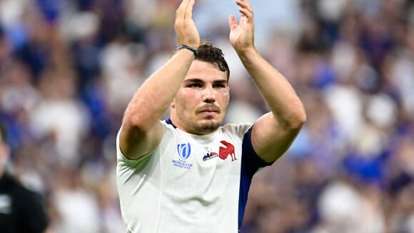 Coupe du monde de rugby : "C'est sans doute à ce moment-là que...", Antoine Dupont transformé par un drame familial