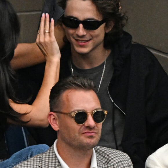 Kylie Jenner et son compagnon Timothée Chalamet - Finale masculine opposant Novak Djokovic à Daniil Medvedev lors de l'US Open au stade Arthur Ashe. New York, le 10 septembre 2023.