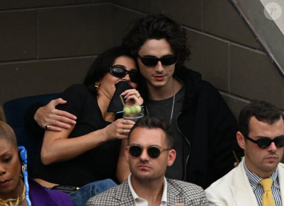 Kylie Jenner et son compagnon Timothée Chalamet - Finale masculine opposant Novak Djokovic à Daniil Medvedev lors de l'US Open au stade Arthur Ashe. New York, le 10 septembre 2023.