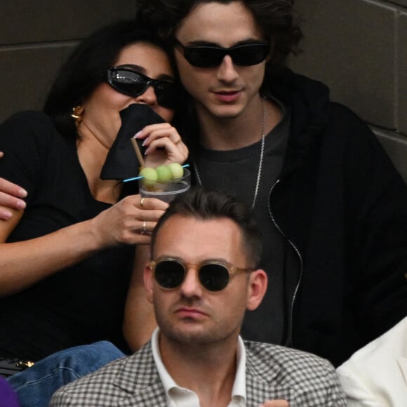 Kylie Jenner et son compagnon Timothée Chalamet - Finale masculine opposant Novak Djokovic à Daniil Medvedev lors de l'US Open au stade Arthur Ashe. New York, le 10 septembre 2023.