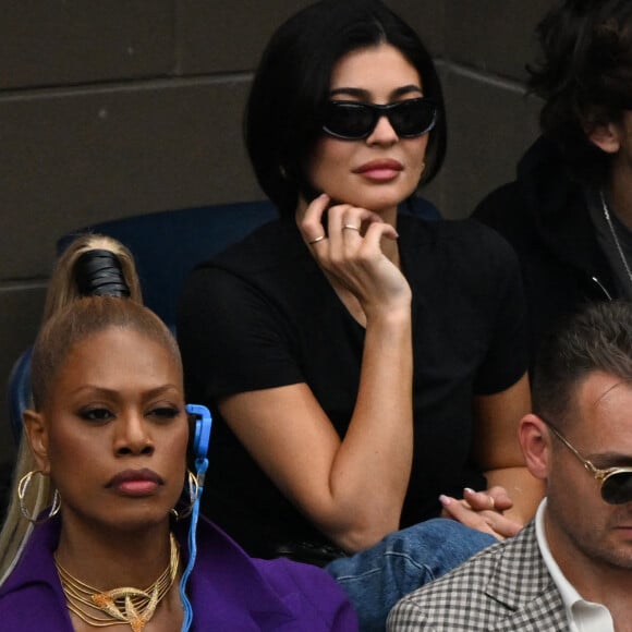 Kylie Jenner et son compagnon Timothée Chalamet - Finale masculine opposant Novak Djokovic à Daniil Medvedev lors de l'US Open au stade Arthur Ashe. New York, le 10 septembre 2023.