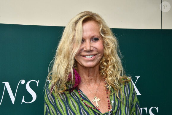 L'actrice Fiona Gélin était là aussi.
Fiona Gélin - Prix des Deux Magots 2023 lors de la 90ème édition au café Les Deux Magots, le 25 septembre 2023 à Paris. G.Boley est le lauréat de cette année pour son livre "A ma soeur et unique" (Ed. Grasset). © Denis Guigenbourg / Bestimage 