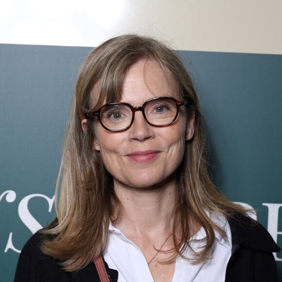 Isabelle Carré lors de la soirée des 90 ans du prix des Deux Magots à Paris le 25 septembre 2023. © Denis Guignebourg / Bestimage 