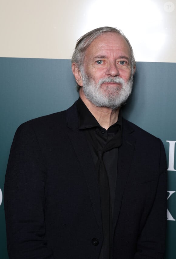 Francis Huster lors de la soirée des 90 ans du prix des Deux Magots à Paris le 25 septembre 2023. © Denis Guignebourg / Bestimage 