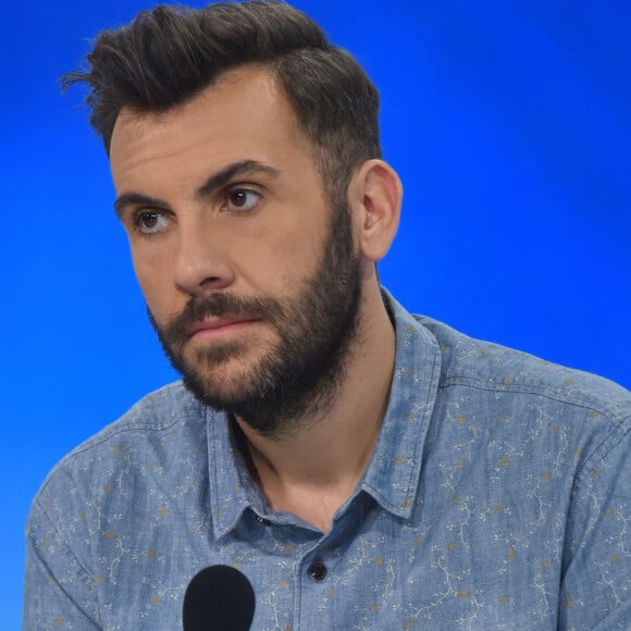 Laurent Ournac a partagé un post qui a interpellé sur Instagram.
Exclusif - Laurent Ournac et le professeur David Nocca invités sur le plateau du journal télévisé le "19-20" sur France 3 Languedoc pour parler de la ligue contre l'obésité à Montpellier. © Giancarlo Gorassini/Bestimage