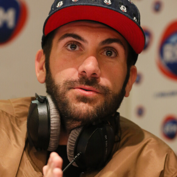 Le comédien demandait de l'aide aux internautes à la suite d'un accident de la route, suivi d'un délit de fuite.
Exclusif - Laurent Ournac co-animateur dans les studios de RFM à Paris le 15 avri 2016. © CVS/Bestimage