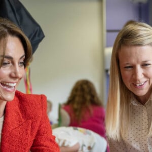 Catherine (Kate) Middleton, princesse de Galles se rend au centre éducatif Orchards de Milton Regis à Sittingbourne le 27 septembre 2023. 