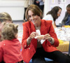 Elle s'est amusée avec les adorables enfants.
Catherine (Kate) Middleton, princesse de Galles se rend au centre éducatif Orchards de Milton Regis à Sittingbourne le 27 septembre 2023. 
