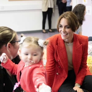 Catherine (Kate) Middleton, princesse de Galles se rend au centre éducatif Orchards de Milton Regis à Sittingbourne le 27 septembre 2023. 