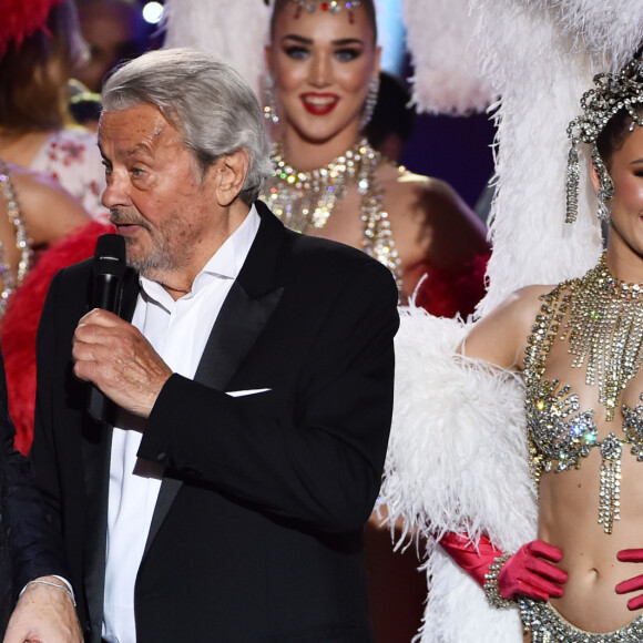 Exclusif - Patrick Sébastien et Alain Delon - Enregistrement de l'émission "Les 20 ans du Plus Grand Cabaret du Monde" dans la Salle des Etoiles à Monaco, qui sera diffusée le 16 juin sur France 2, dont le parrain est A.Delon. Le 1 juin 2018. © A.Bahi-B.Bebert / Bestimage