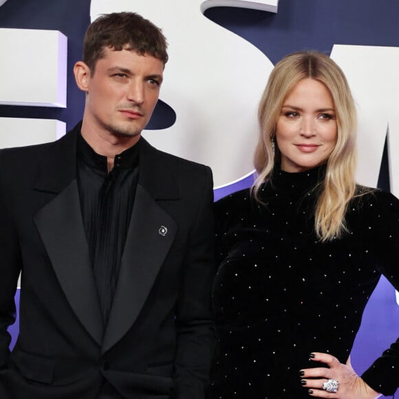 Niels Schneider et sa compagne Virginie Efira - Photocall au Fouquet's après la 48ème cérémonie des César à Paris © Coadic Guirec / Bestimage