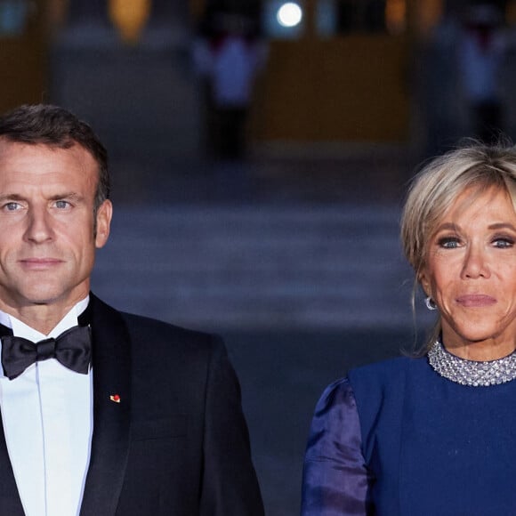 Et on sait enfin ce que la première dame en pense
Le président Emmanuel Macron et sa femme Brigitte Macron - Dîner d'Etat au château de Versailles en l'honneur de la visite officielle du roi Charles III d'Angleterre et de la reine consort Camilla Parker Bowles de 3 jours en France. Le 20 septembre 2023 © Moreau-Jacovides / Bestimage 