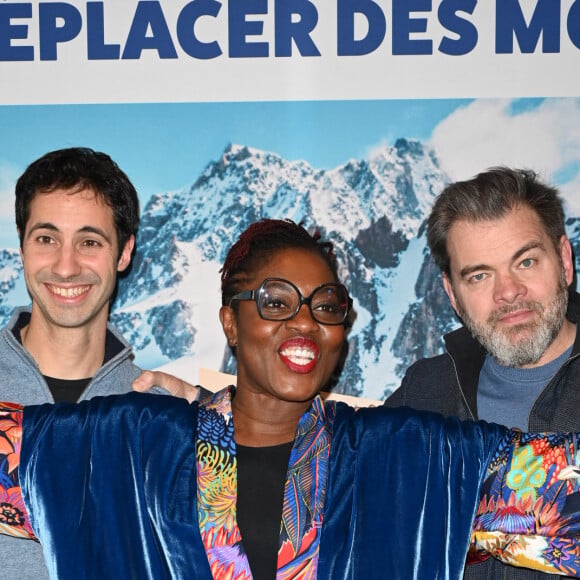 Stéphane Cazes, Claudia Tagbo et Clovis Cornillac - Avant-Première du film "Les Têtes givrées" à 'UGC Bercy à Paris le 5 février 2023. © Guirec Coadic / Bestimage 