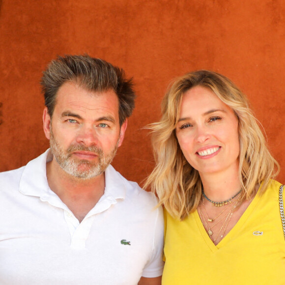Clovis Cornillac et sa femme Lilou Fogli au village des Internationaux de France de tennis de Roland Garros à Paris, France, le 11 juin 2021. © Dominique Jacovides/Bestimage 