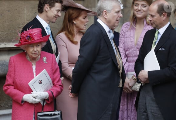 Choc du côté de la famille royale britannique 
La reine Elisabeth II d'Angleterre, le prince Andrew, Sarah Ferguson, duchesse d'York, le prince Edward, comte de Wessex - Mariage de Lady Gabriella Windsor avec Thomas Kingston dans la chapelle Saint-Georges du château de Windsor. 