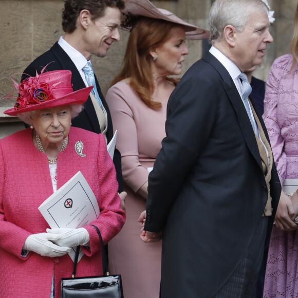 Choc du côté de la famille royale britannique 
La reine Elisabeth II d'Angleterre, le prince Andrew, Sarah Ferguson, duchesse d'York, le prince Edward, comte de Wessex - Mariage de Lady Gabriella Windsor avec Thomas Kingston dans la chapelle Saint-Georges du château de Windsor. 
