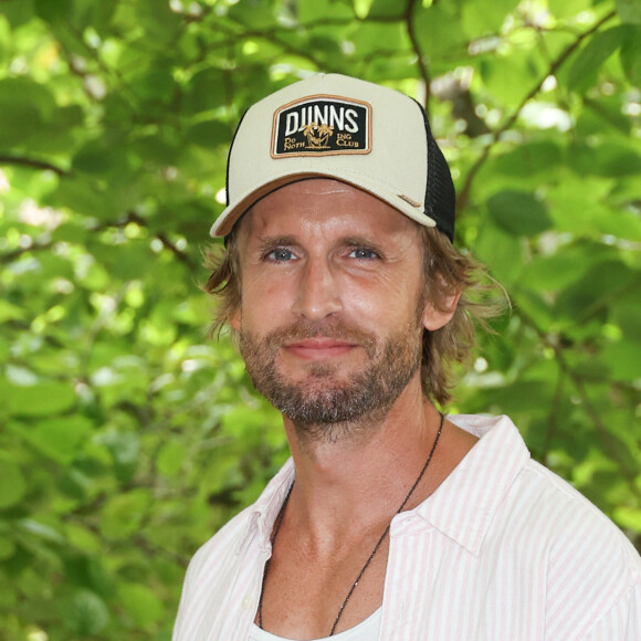 Philippe Lacheau a finalement décidé de couper le rôle de la comédienne au montage
Philippe Lacheau - Photocall du film "3 Jours Max" lors de la 16ème édition du festival du film francophone (FFA) de Angoulême le 27 août 2023. © Coadic Guirec / Bestimage 