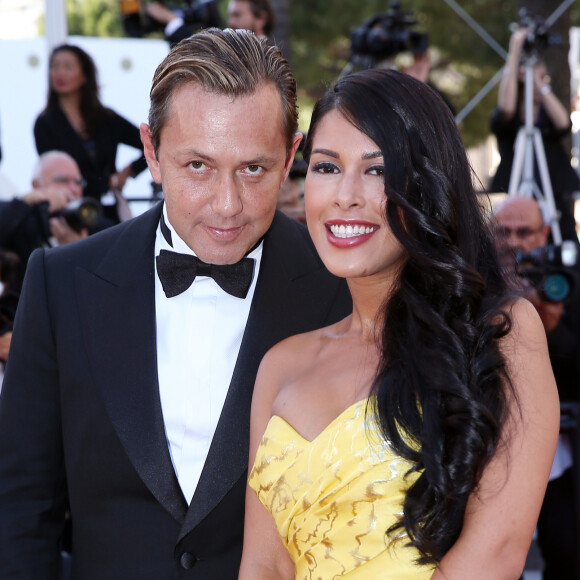 Sur Instagram, l'homme d'affaires a assuré que l'affaire n'était pas terminée et qu'il engageait de nouvelles poursuites contre la célèbre brune.
Ayem Nour et son compagnon Vincent Miclet - Montée des marches du film "Inside Out" (Vice-Versa) lors du 68 ème Festival International du Film de Cannes, à Cannes le 18 mai 2015.