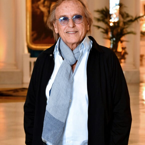 Alexandre Arcady à l'hôtel Le Negresco à Nice, durant la troisième journée de la 5ème édition du festival Cinéroman pour le film "Le Petit Blond de la Casbah" réalisé par A.Arcady. Le 4 octobre 2023 © Bruno Bebert / Bestimage