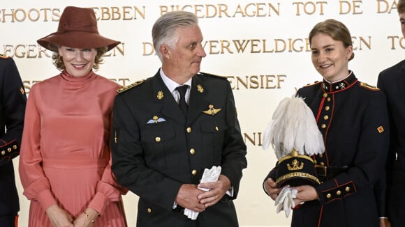 Elisabeth de Belgique : Sérieuse et appliquée, grande cérémonie en uniforme pour la future reine