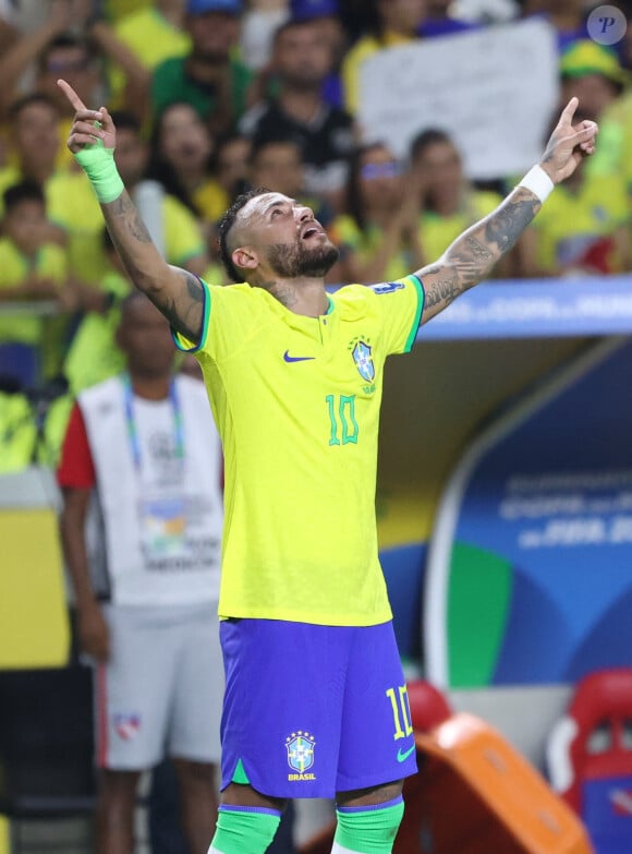 Une belle nouvelle pour le footballeur, dont la carrière est en pleine transition.
Neymar Jr marque pour le Brésil dans les qualifications pour la Coupe du Monde 2026. 8 septembre 2023. © Leco Viana/TheNEWS2 via ZUMA Press Wire