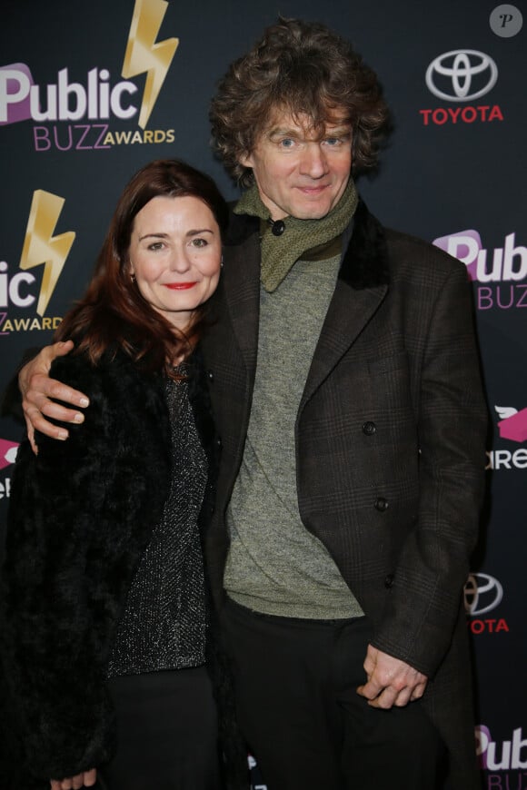 On ne sait pas si les comédiens sont encore ensemble, ils ne sont plus apparus côte à côte depuis huit ans
Christelle Reboul et Nicolas Vaude - "Public Buzz Awards 2015" au Showcase à Paris le 1er avril 2015.