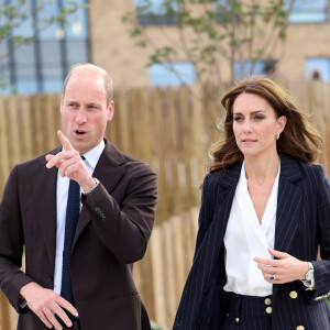 Le prince William, prince de Galles, et Catherine (Kate) Middleton, princesse de Galles, lors d'une visite au lycée Fitzalan de Cardiff, le 3 octobre 2023.