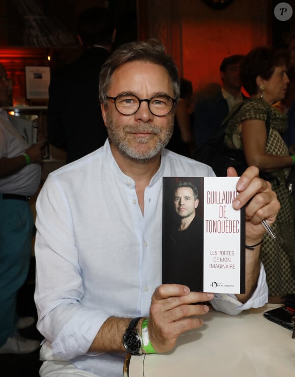 Guillaume de Tonquédec - Soirée "L'Art de Vivre Paris" au Deux Magots à Paris le 26 juin 2023.  © Marc Ausset-Lacroix/Bestimage