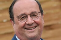 François Hollande montre ses talents de footballeur ballon au pied et amuse les internautes