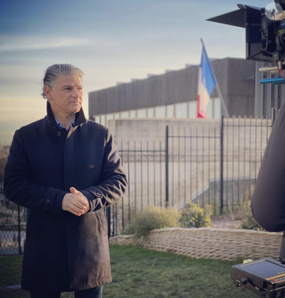 Jacques Cardoze sur le tournage de "Complément d'enquête" pour France 2. Instagram
