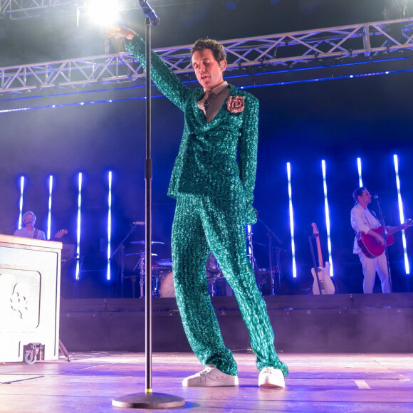 Mika sur scène en Italie.