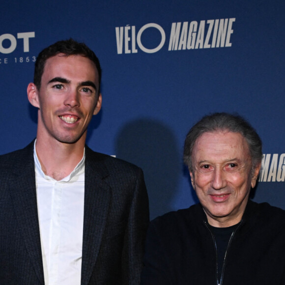 Michel Drucker - Christophe Laporte - Cérémonie du Vélo d’or au Pavillon Gabriel à Paris le 24 octobre 2023. © Federico Pestellini /Panoramic /Bestimage 