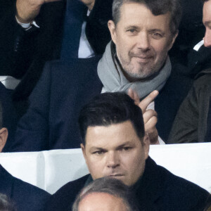 Le prince Frederik de Danemark - Personnalités à la finale de la coupe du monde de rugby Afrique du Sud / Nouvelle Zélande (12 - 11) au stade de France à Saint-Denis le 28 octobre 2023.  Celebs at the Rugby World Cup Final South Africa / New Zealand (12 - 11) at the Stade de France in Saint-Denis on 28 October 2023. 