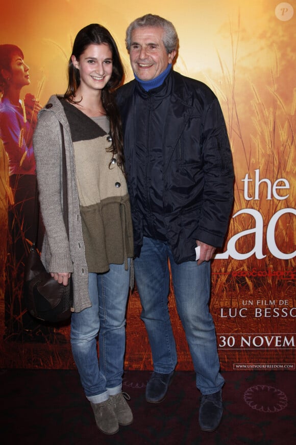 Claude Lelouch et sa fille Shaya à la première de "The Lady" à Paris le 22 novembre 2011.  