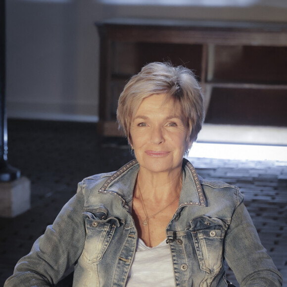 Exclusif - Véronique Jannot lors de l'enregistrement de l'émission "Animaux Stars", présentée par B.Montiel et diffusée le 4 novembre sur la chaine Animaux TV © Jack Tribeca / Bestimage