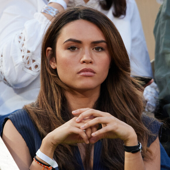 Diane Leyre (Miss France 2022) dans les tribunes des internationaux de France de tennis Roland Garros à Paris le 5 juin 2023. © Cyril Moreau / Bestimage 