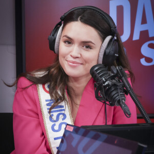 Exclusif - Diane Leyre - Enregistrement de l'émission de radio "Le morning sans filtre" diffusée en direct sur Virgin Radio, de 6h à 9h30 du lundi au vendredi. Le 28 septembre 2022 © Jack Tribeca / Bestimage 