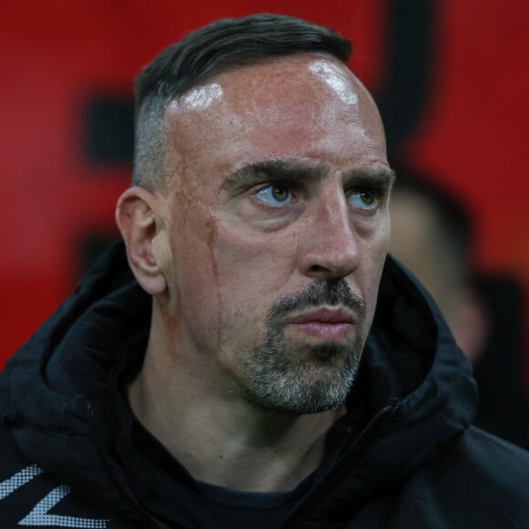 La fille de Franck Ribéry réagit à la décision du Sénat

Franck Ribery, coach adjoint de la US Salernitana lors du match de football Serie A opposant l'AC Milan à l'US Salernitana au stade San Siro à Milan, Italie. © Fabrizio Carabelli/LPS/Zuma Press/Bestimage