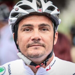 Richard Virenque voit son projet d'hôtel de luxe tomber à l'eau
Exclusif - Richard Virenque - Dany Boon sur la 20ème étape du Tour de France lors de l'Etape du Coeur pour le compte de Mécénat Chirurgie Cardiaque à Périgueux.