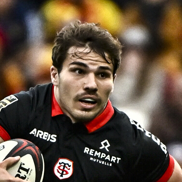 "J'ai choisi de rejoindre le lycée agricole de Beaulieu parce qu'ils avaient une section rugby qui marchait bien", raconte Antoine Dupont
Antoine Dupont (st) Match de rugby du Top14 opposant le Stade Toulousain Rugby (Toulouse) and USA Perpignan (43-34)au stade Ernest-Wallon stadium à Toulouse, France, le 11 novembre 2023. © Thierry Breton/Panoramic/Bestimage